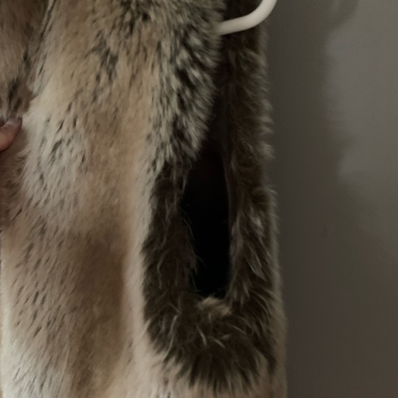Fur Vest - Picture 2 of 2